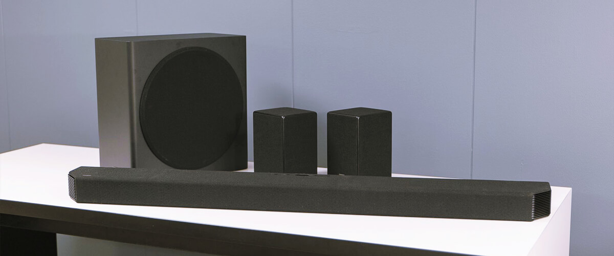 what are the different types of wireless surround sound systems?