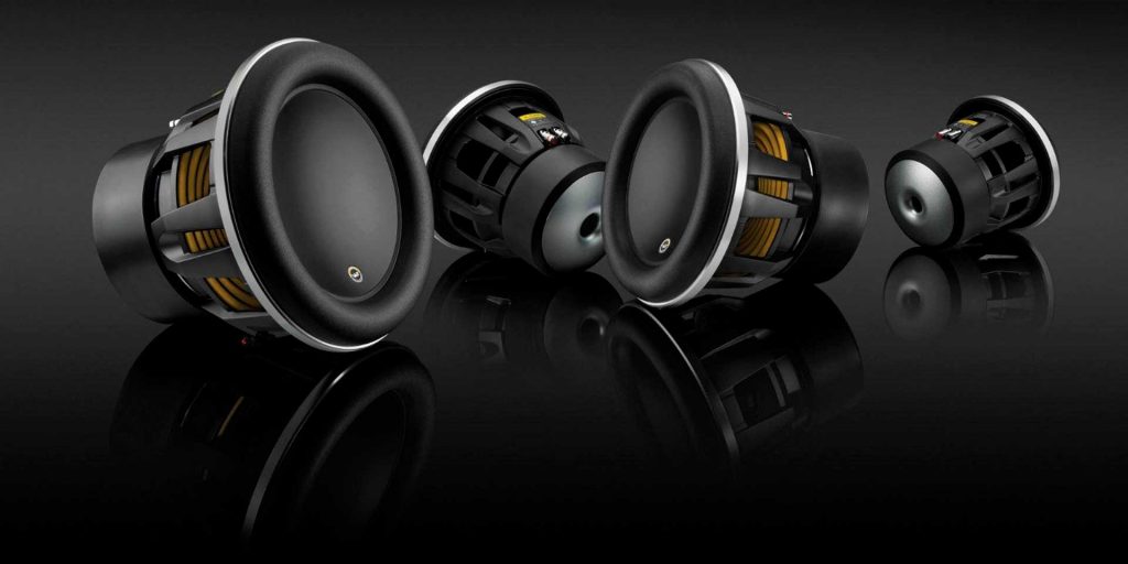 Hz For a Subwoofer Explained [Ultimate Guide]