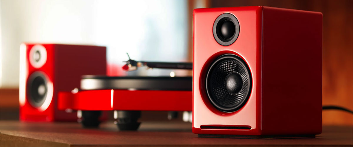 speakers and turntable