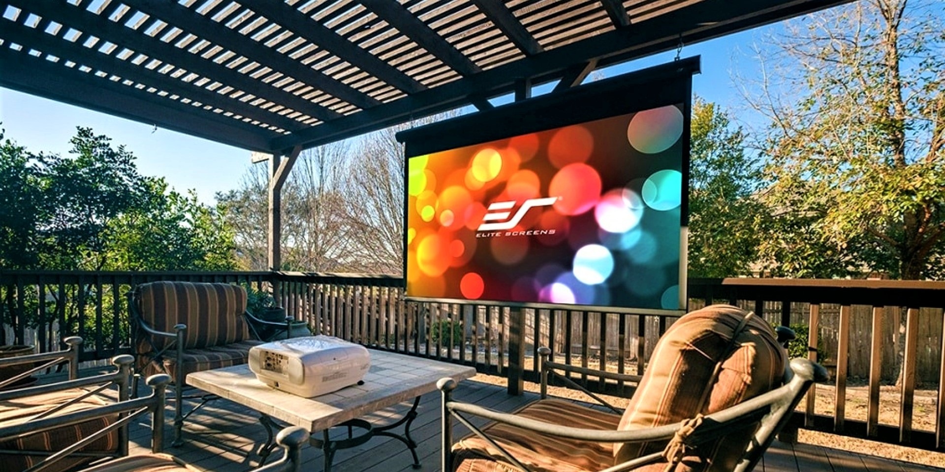 use a projector outside
